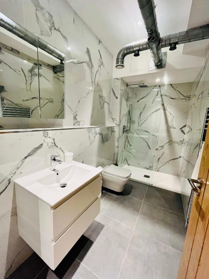Apartment Stunning 2 Bedroom In The Centre